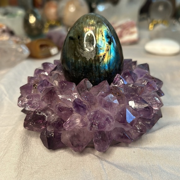 Amethyst Points Crystal Holder | Candle or Sphere Stand |Brazil | Natural Stone - Picture 7 of 7